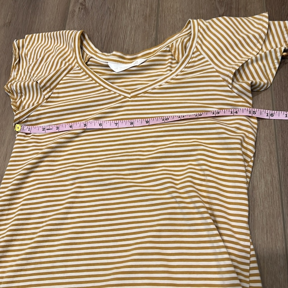 Lauren Conrad XS T-shirt Ruffle Short Sleeves Gold/Cream Striped - Picture 4 of 9